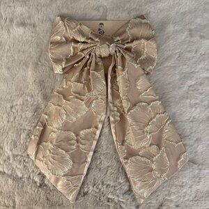 NWT Sincerely Jules Gorgeous Satin Floral Large Bow Hair Clip